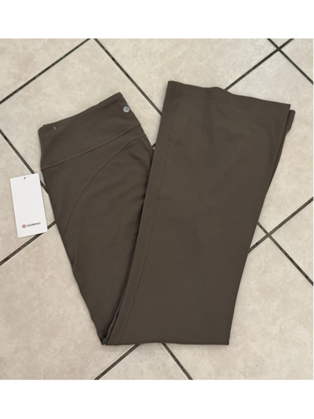 LULULEMON GROOVE HR NULU FLARED PANT 32.5”NOMAD COLOR SIZE 14